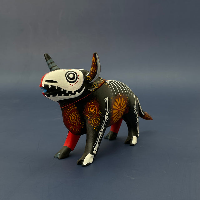 TORO MED MITAD ESQUELETO-LDV