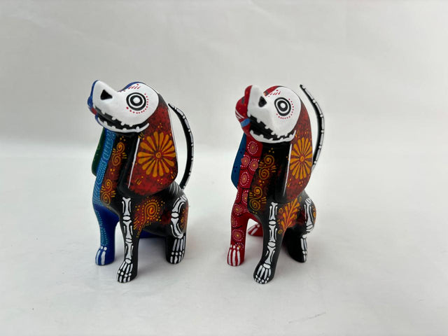 PERRO OREJON MITAD ESQUELETO-LDV