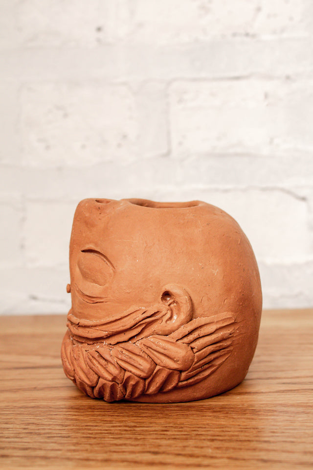 Small face vase JG